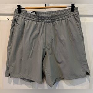 GapFit Active Ripstop Shorts Mens Sz M Quick Dry Moisture Wicking Zipper Pocket